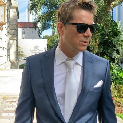 Scene du film Don't Say My Name (role d'un Avocat)